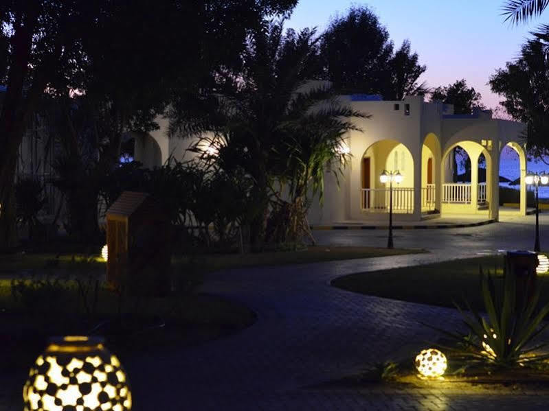 Umm Al Quwain Beach Hotel Zewnętrze zdjęcie